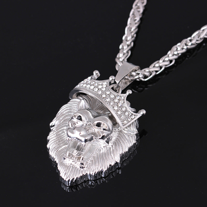 Diamond crown lion hip hop luminous necklace glowing pendant detail